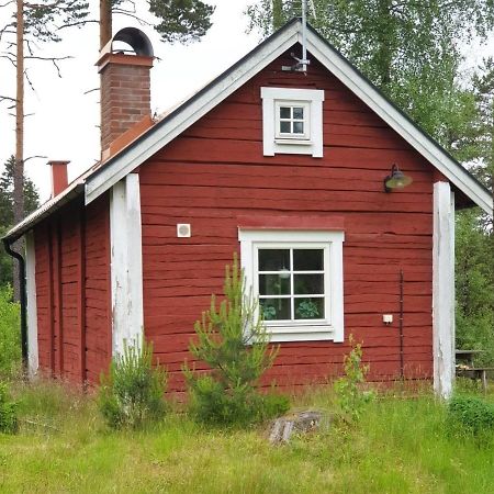 Cabin Near Lake And Beautiful Nature Reserve. Bodafors ภายนอก รูปภาพ
