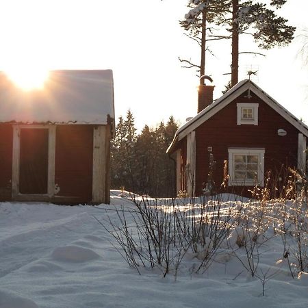 Cabin Near Lake And Beautiful Nature Reserve. Bodafors ภายนอก รูปภาพ