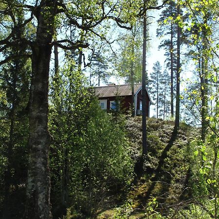 Cabin Near Lake And Beautiful Nature Reserve. Bodafors ภายนอก รูปภาพ