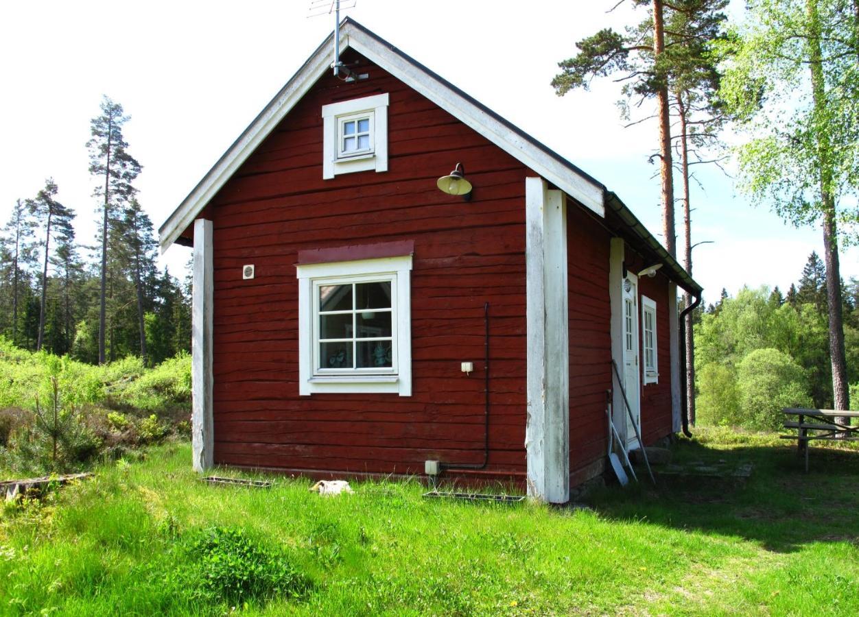 Cabin Near Lake And Beautiful Nature Reserve. Bodafors ภายนอก รูปภาพ