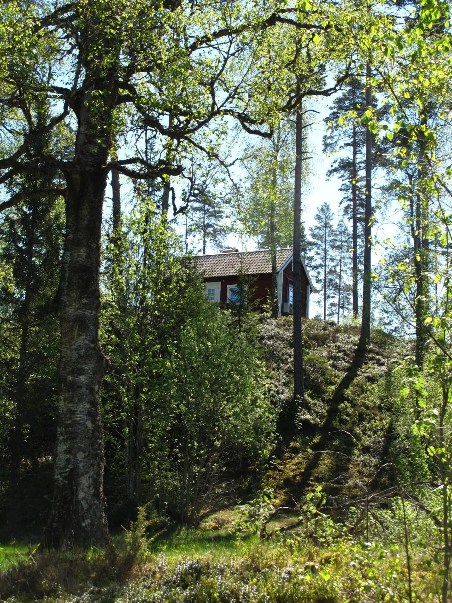 Cabin Near Lake And Beautiful Nature Reserve. Bodafors ภายนอก รูปภาพ